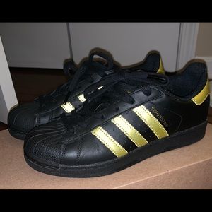 adidas superstar shell toe sneakers